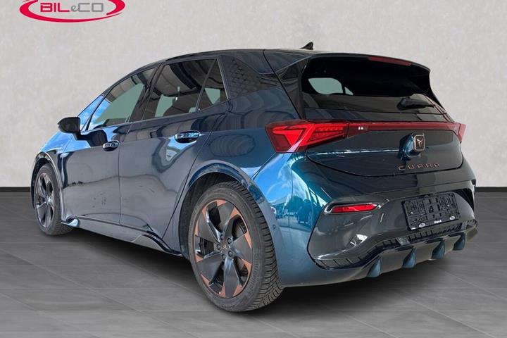 Blå Cupra Born fra 2023