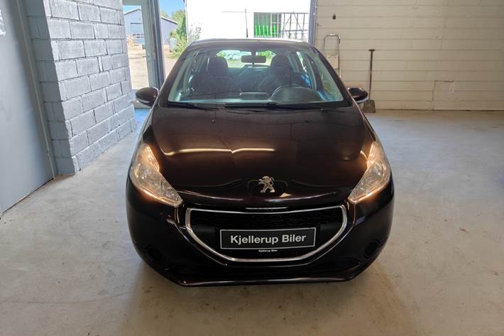 undefined Peugeot 208 fra 2014