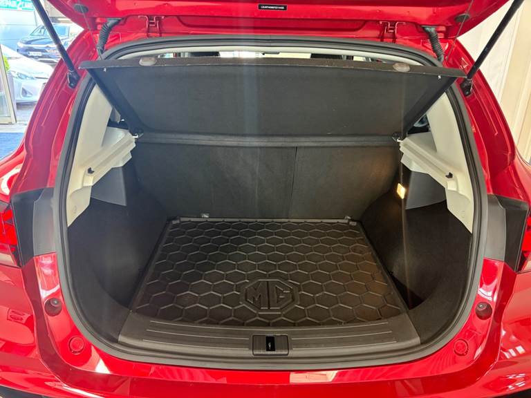 MG ZS 70 Luxury
