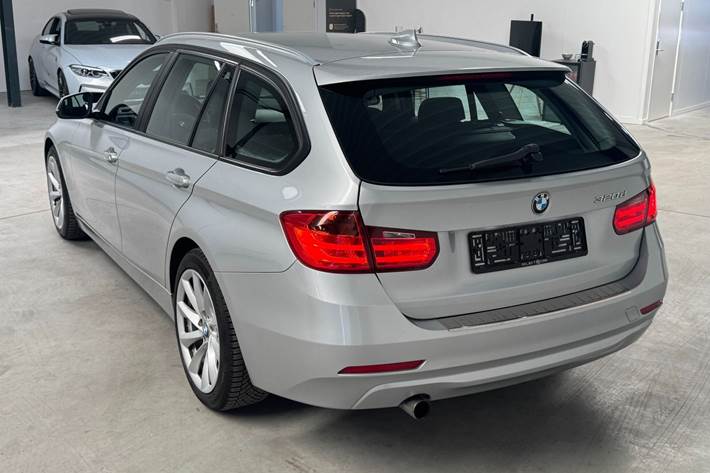 Sølv BMW 320d fra 2015