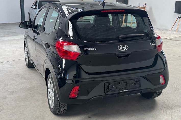 Sort Hyundai i10 fra 2021