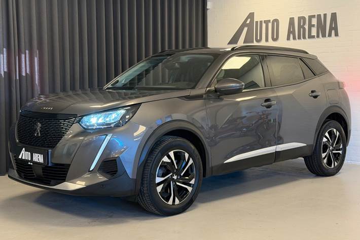 Grå Peugeot 2008 fra 2020