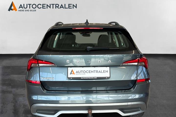 Grå Skoda Kamiq fra 2021