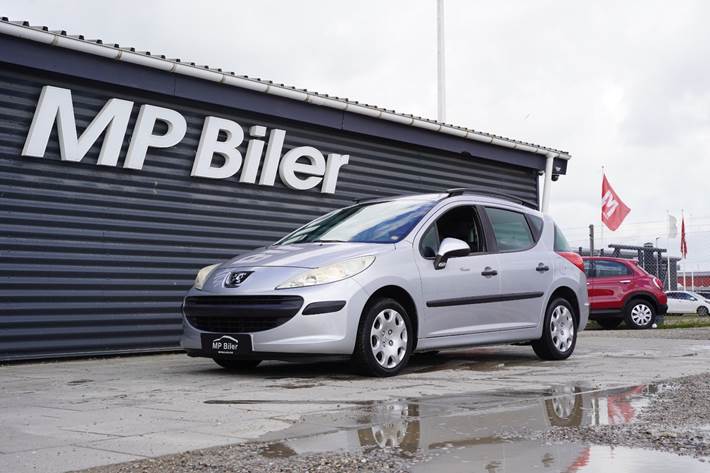 Grå Peugeot 207 fra 2008