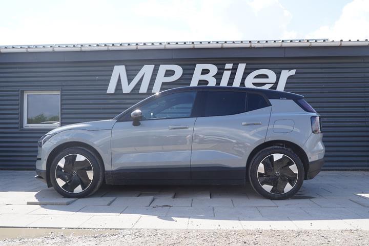 Grå Volvo EX30 fra 2025