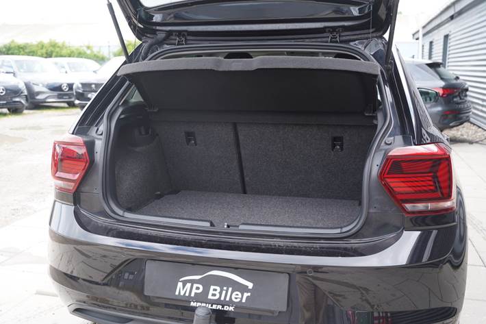 Sort VW Polo fra 2020