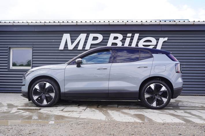 Grå Volvo EX30 fra 2025