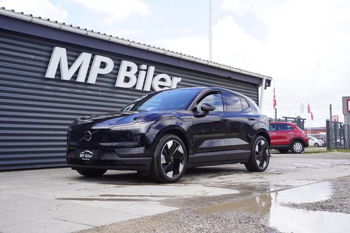 Sort Volvo EX30 fra 2025