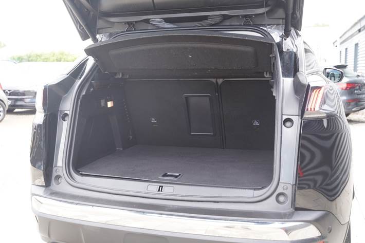 Sort Peugeot 3008 fra 2021