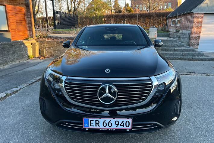 Sort Mercedes EQC400 fra 2020