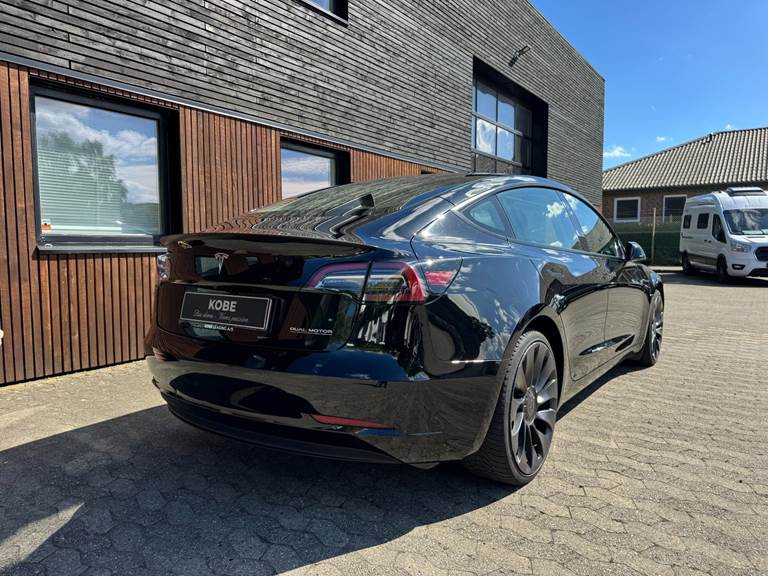 Tesla Model 3 Performance AWD
