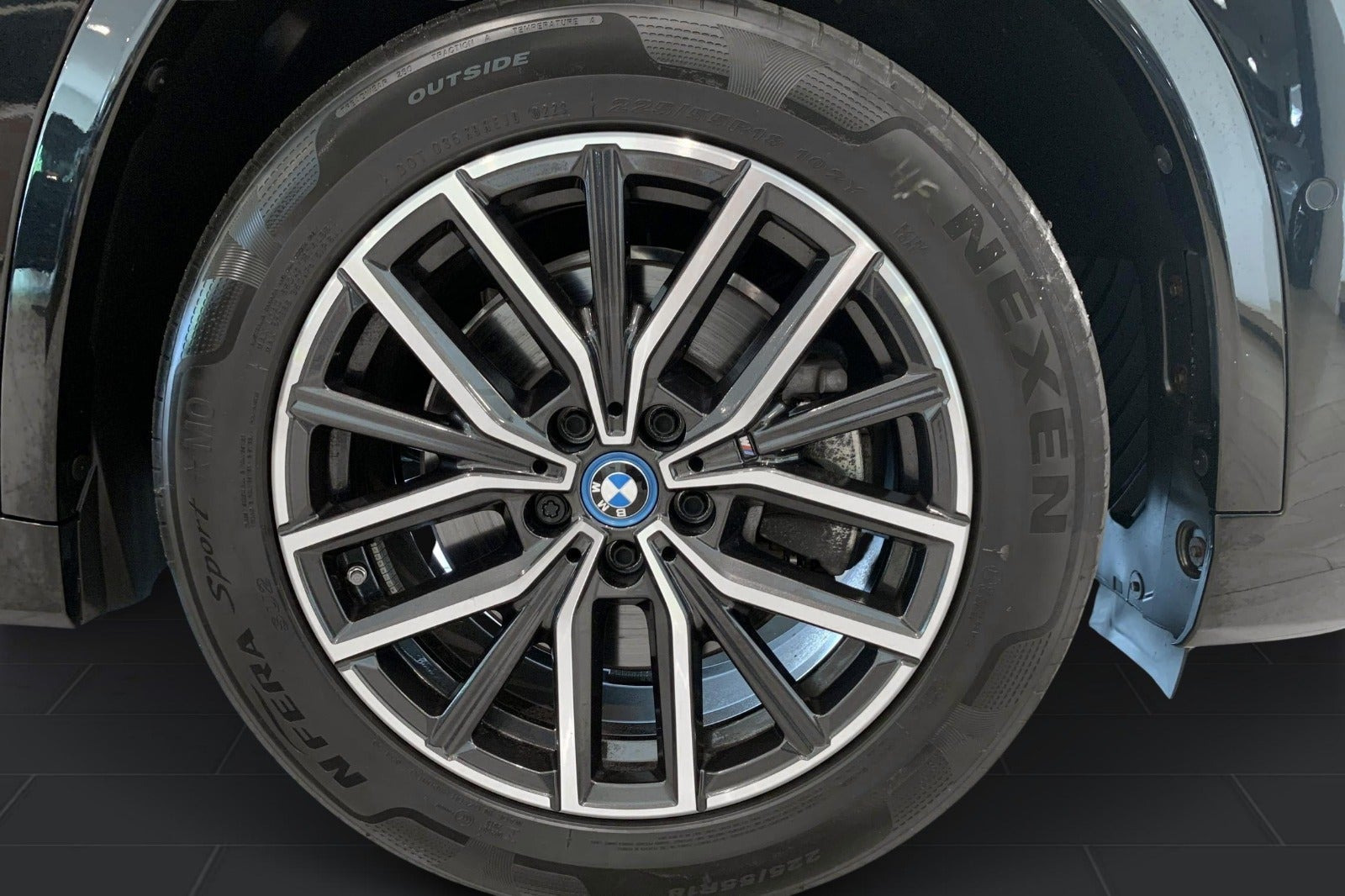 Sort BMW X1 fra 2023