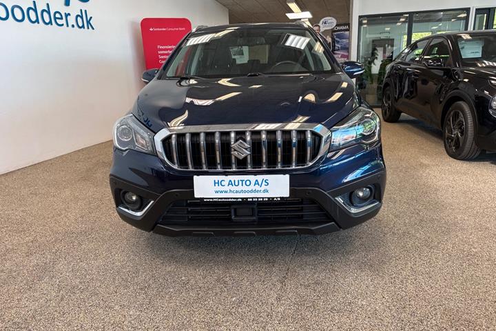 Blå Suzuki S-Cross fra 2021