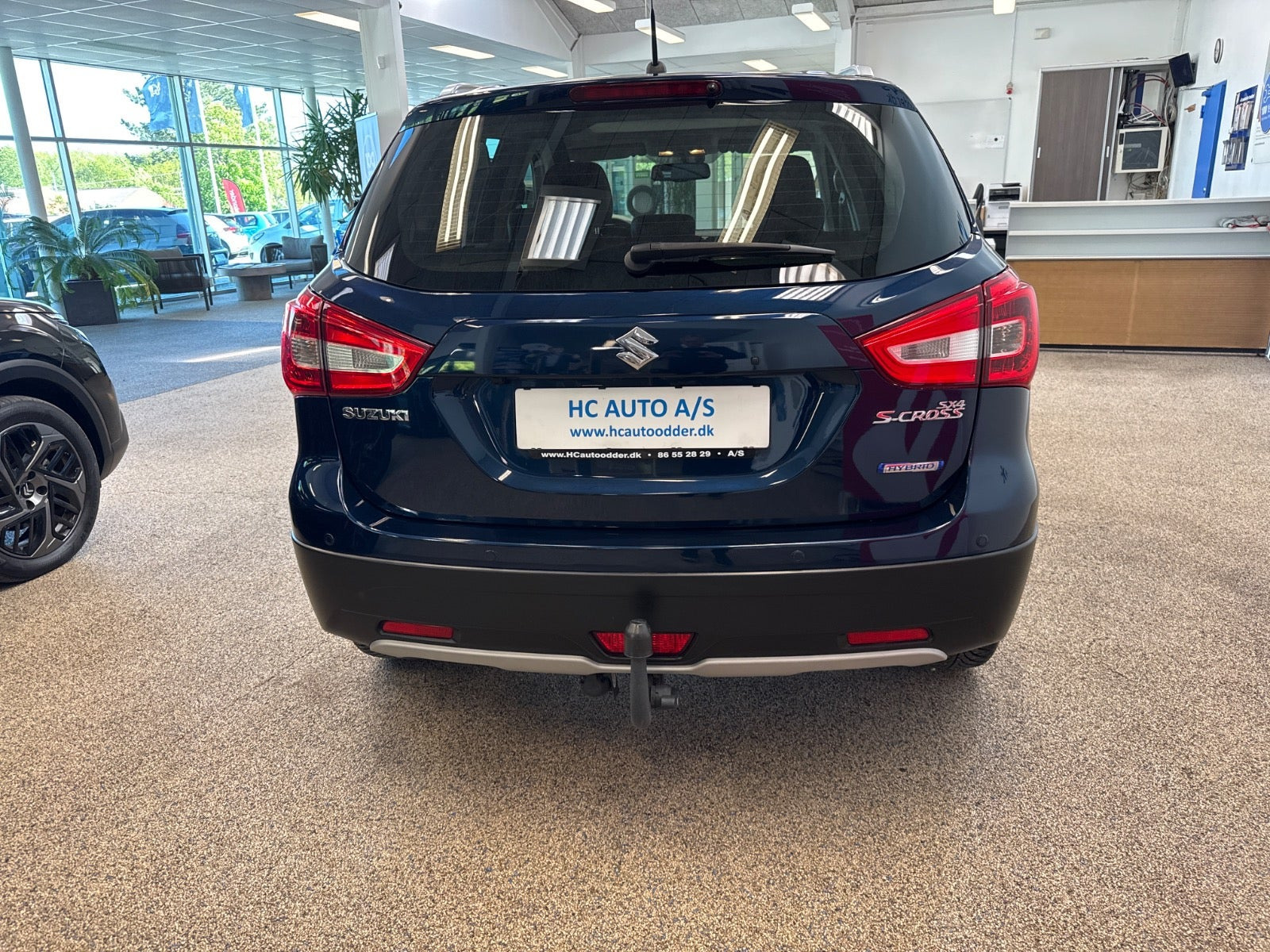 Blå Suzuki S-Cross fra 2021