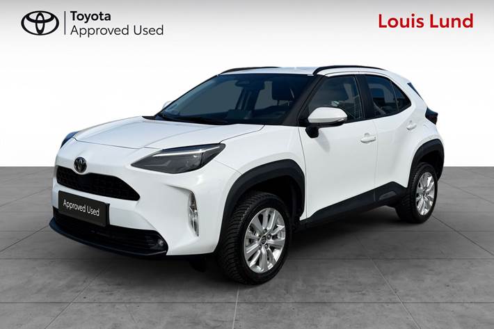Hvid Toyota Yaris Cross fra 2025