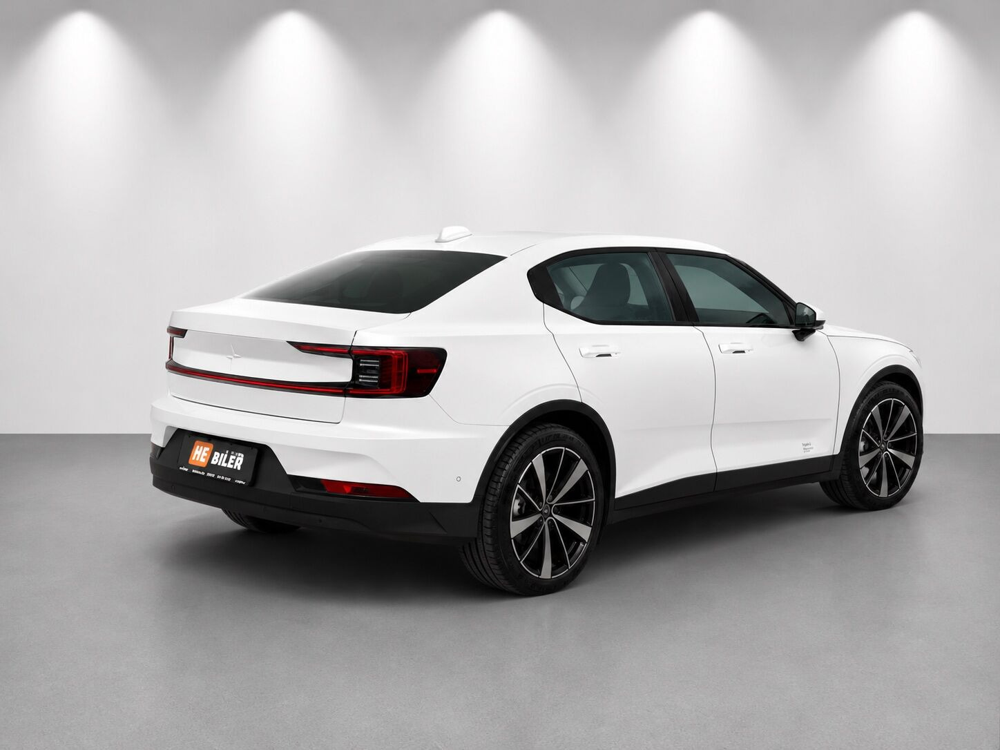 Hvid Polestar 2 fra 2022