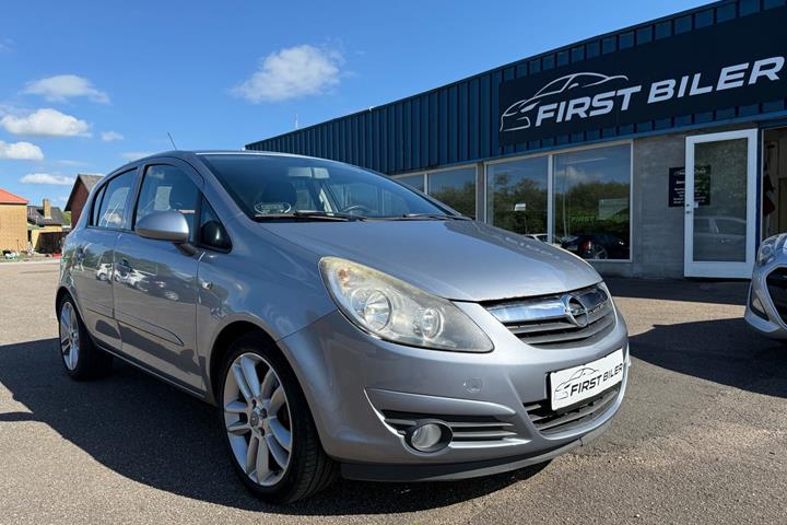 undefined Opel Corsa fra 2008 set udefra