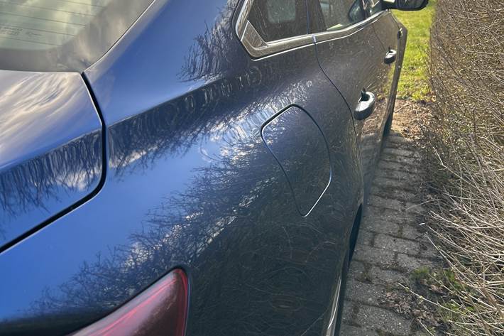 Blå Renault Talisman fra 2016