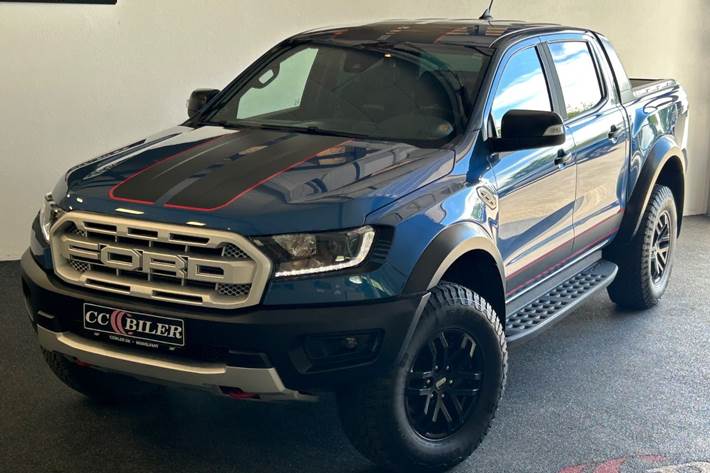 Blå Ford Ranger fra 2022 set udefra
