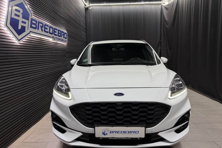 Hvid Ford Kuga fra 2021