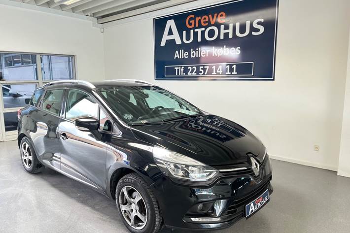 Sort Renault Clio IV fra 2017 set udefra
