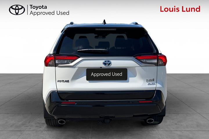 Hvid Toyota RAV4 Plug-in fra 2021