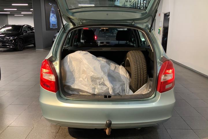 Grøn Skoda Fabia fra 2013