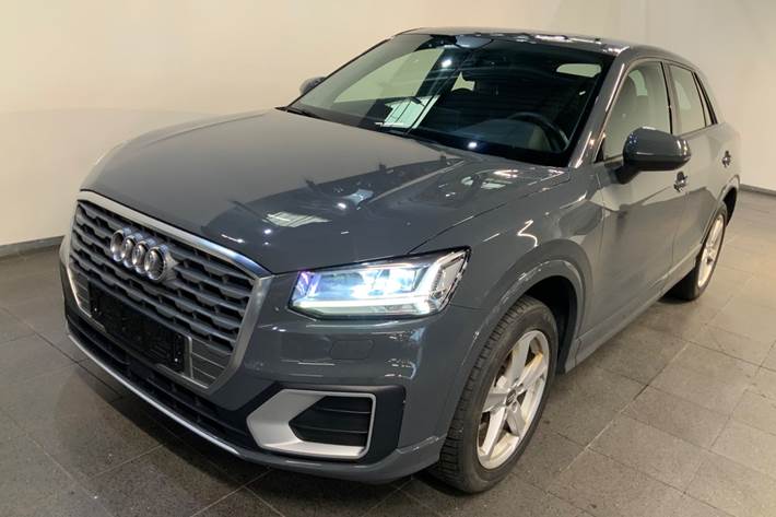 Grå Audi Q2 fra 2020 set udefra