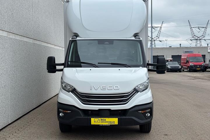 Hvid Iveco Daily fra 2026