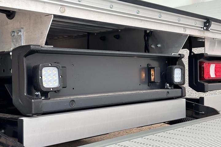 Hvid Iveco Daily fra 2026