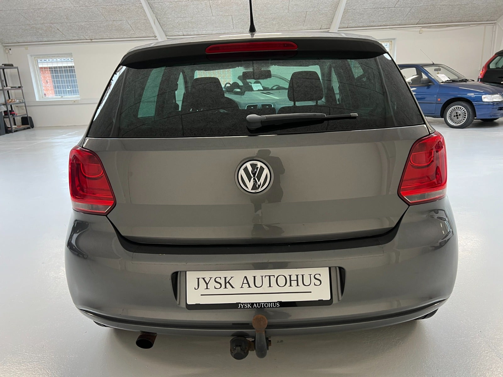 Grå VW Polo fra 2014