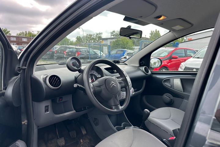 Grøn Citroën C1 fra 2011