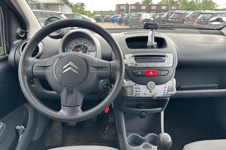 Grøn Citroën C1 fra 2011