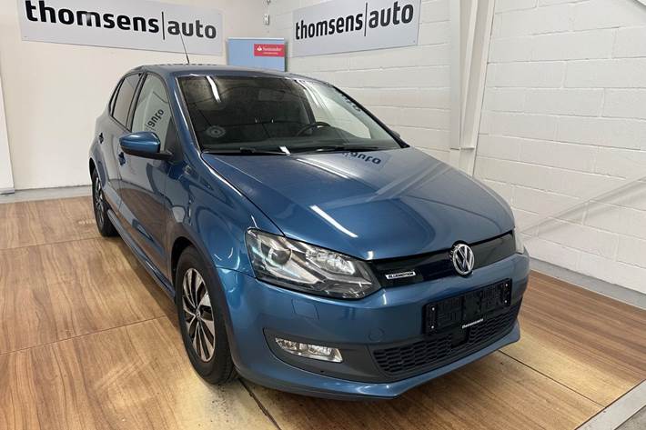 Blå VW Polo fra 2017