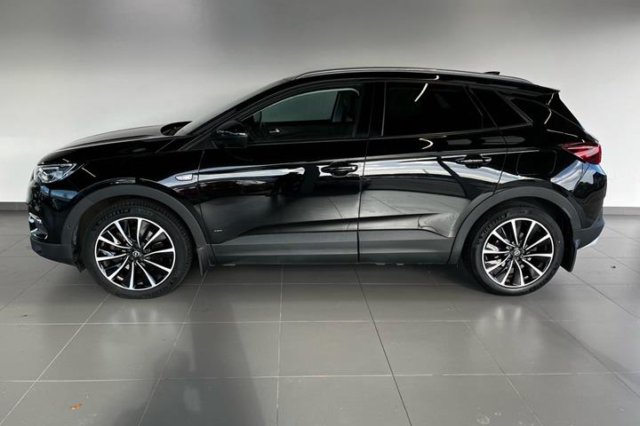 Sort Opel Grandland X fra 2021