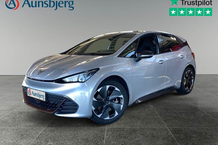 Sølv Cupra Born fra 2024