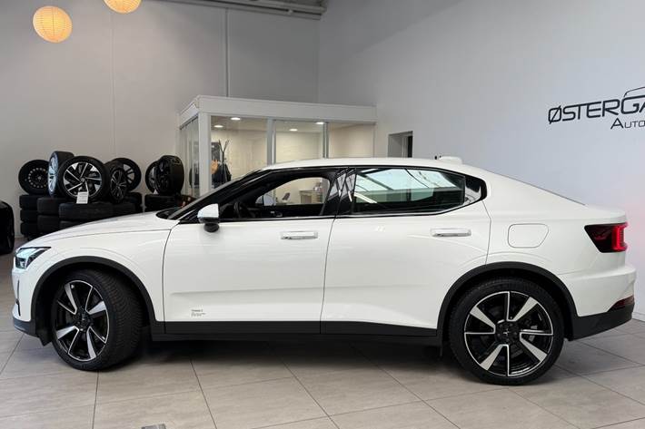 Hvid Polestar 2 fra 2023