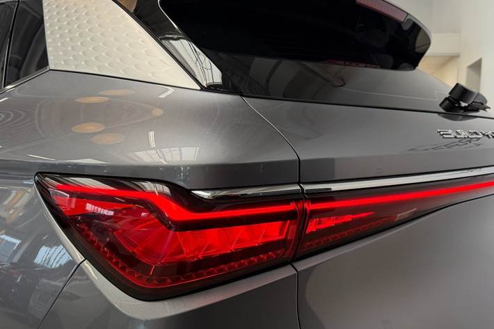 Grå BYD Atto 3 fra 2023