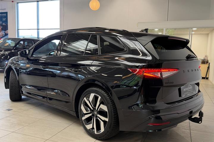Sort Skoda Enyaq fra 2026
