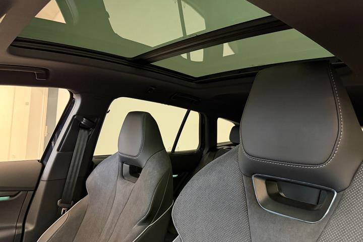 Sort Skoda Enyaq fra 2026