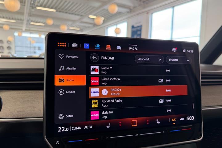 Grå VW ID.Buzz fra 2025
