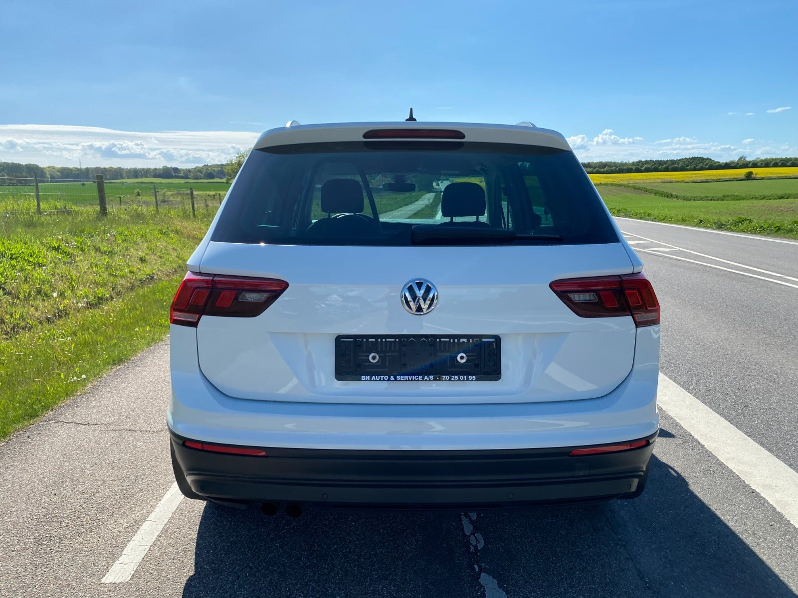 Hvid VW Tiguan fra 2018