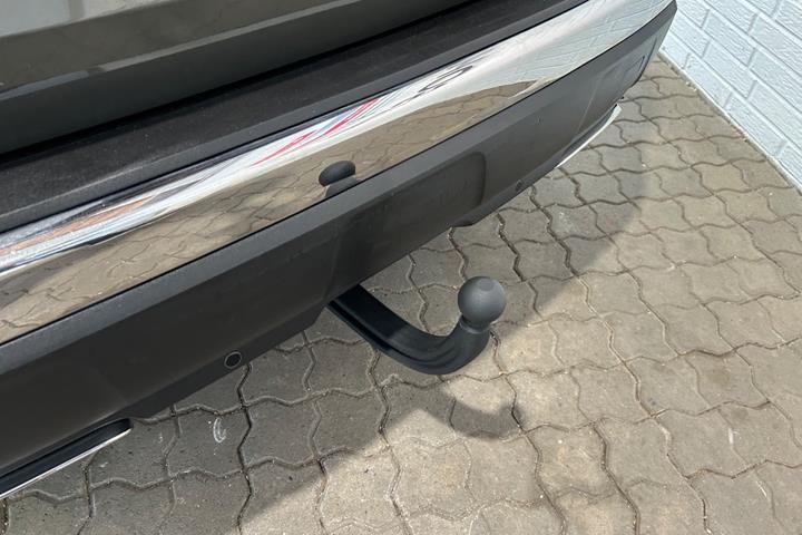Grøn Peugeot 3008 fra 2018
