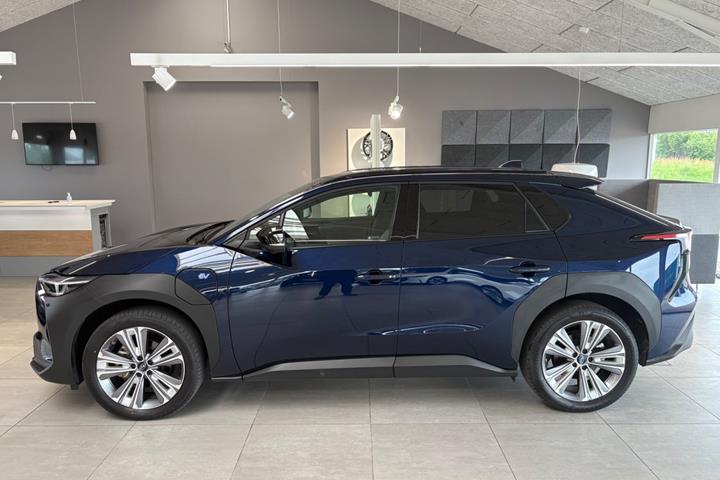 Blå Subaru Solterra fra 2023