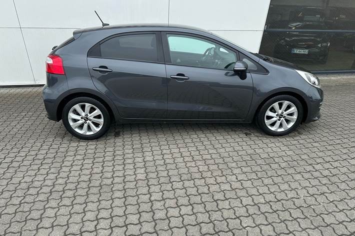 undefined Kia Rio fra 2015
