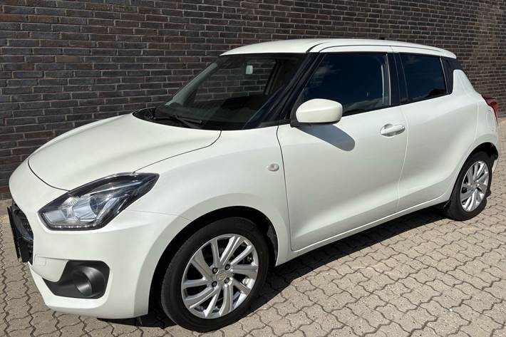 Hvid Suzuki Swift fra 2021