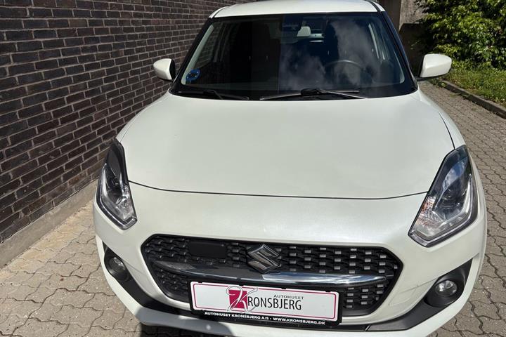 Hvid Suzuki Swift fra 2021
