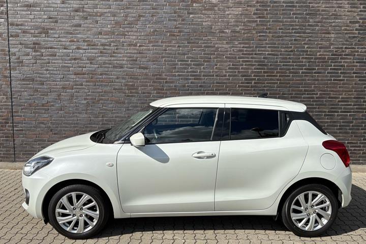 Hvid Suzuki Swift fra 2021