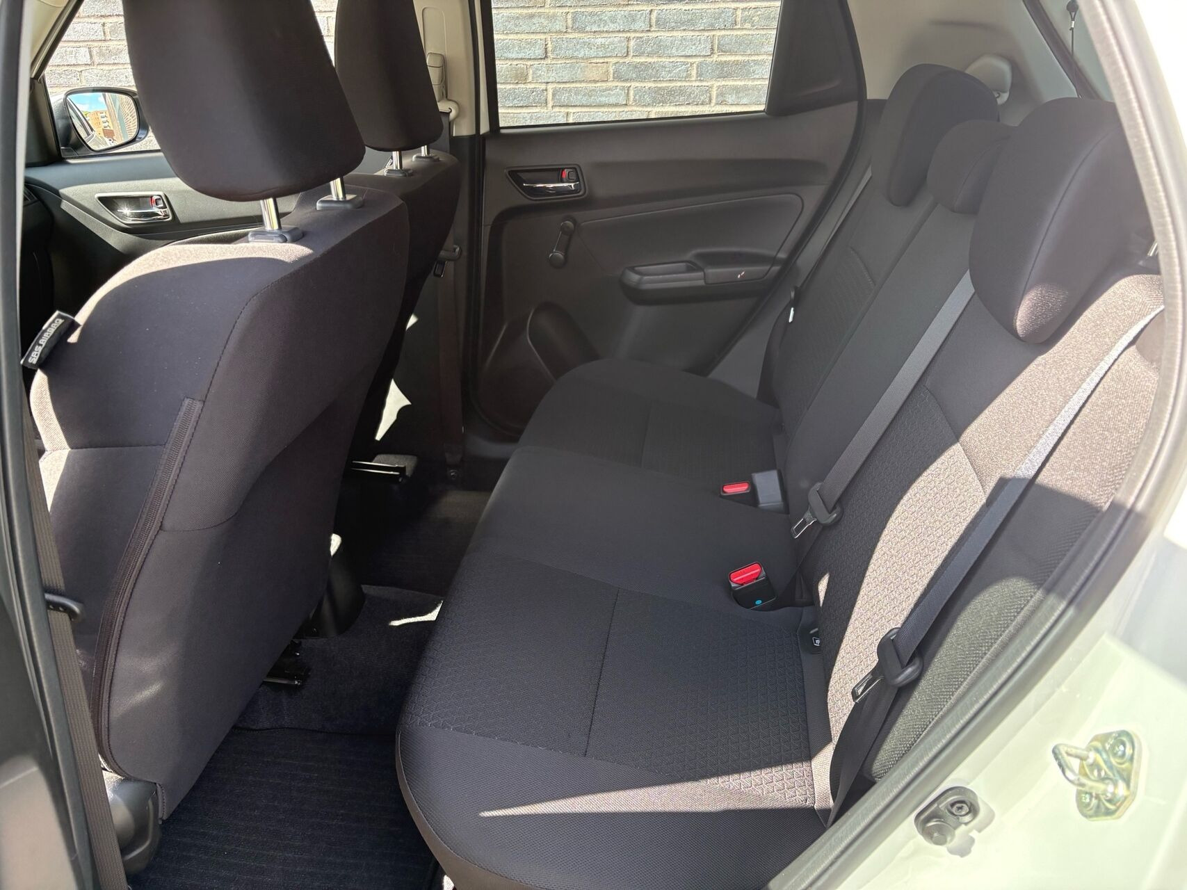 Hvid Suzuki Swift fra 2021