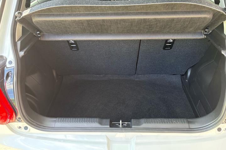 Hvid Suzuki Swift fra 2021